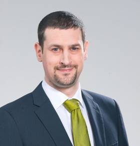 Bernd Häge, Leiter Service-Desk Bernd Häge ist der Ansprechpartner, wenn es um den Microsoft Premier Support für Lync geht.